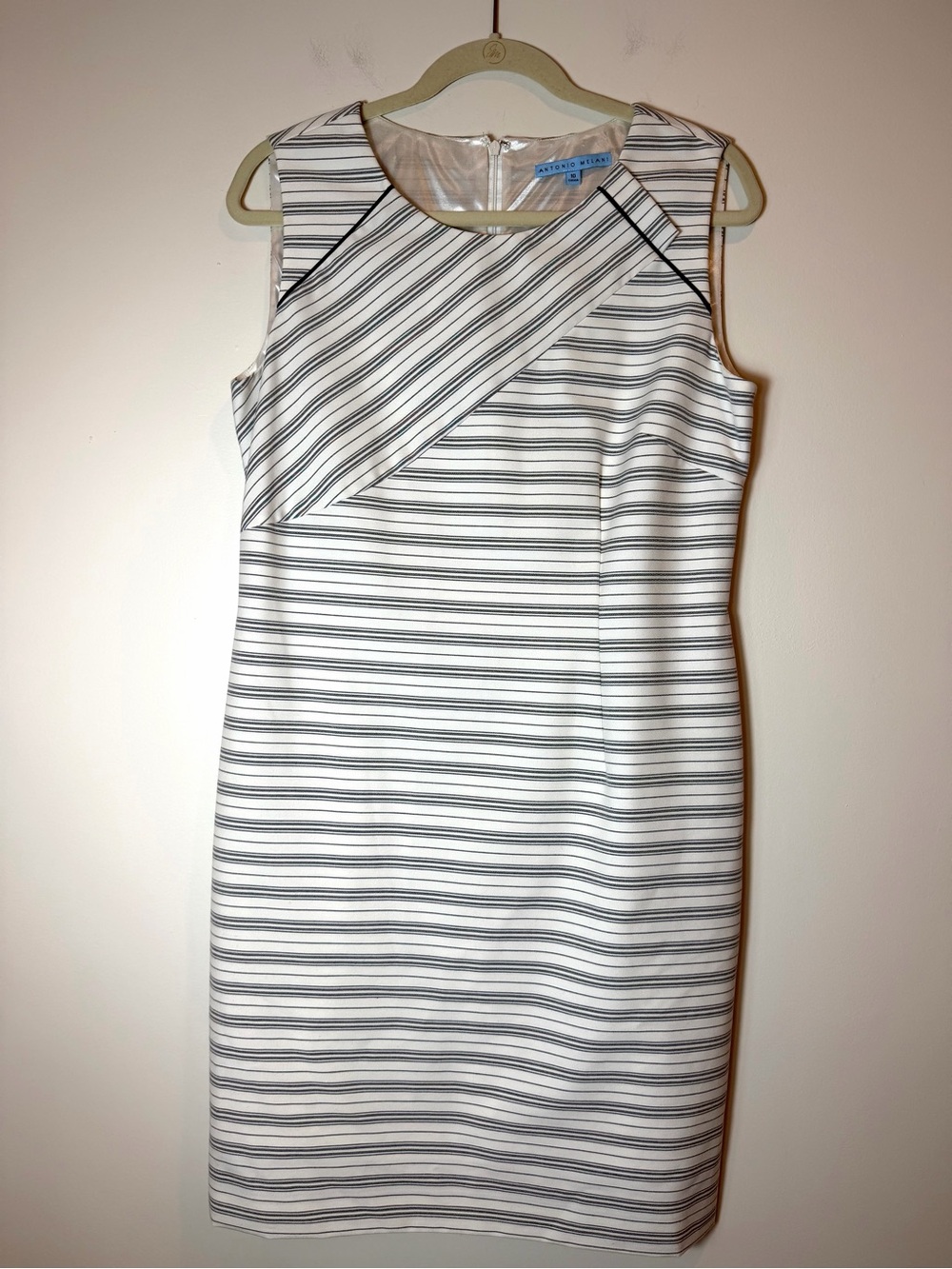 Antonio Melani Striped Sheath Dress Sleeveless White Navy Geometric Size 10
